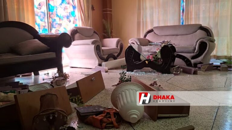রাজশাহীতে যুবলীগ নেতা খালেদ হাসানের বাড়িতে হামলা ভাঙচুর ও ককটেল বিস্ফোরণে আতঙ্ক রাজশাহীতে যুবলীগ নেতা খালেদ হাসানের বাড়িতে হামলা ভাঙচুর ও ককটেল বিস্ফোরণে আতঙ্ক